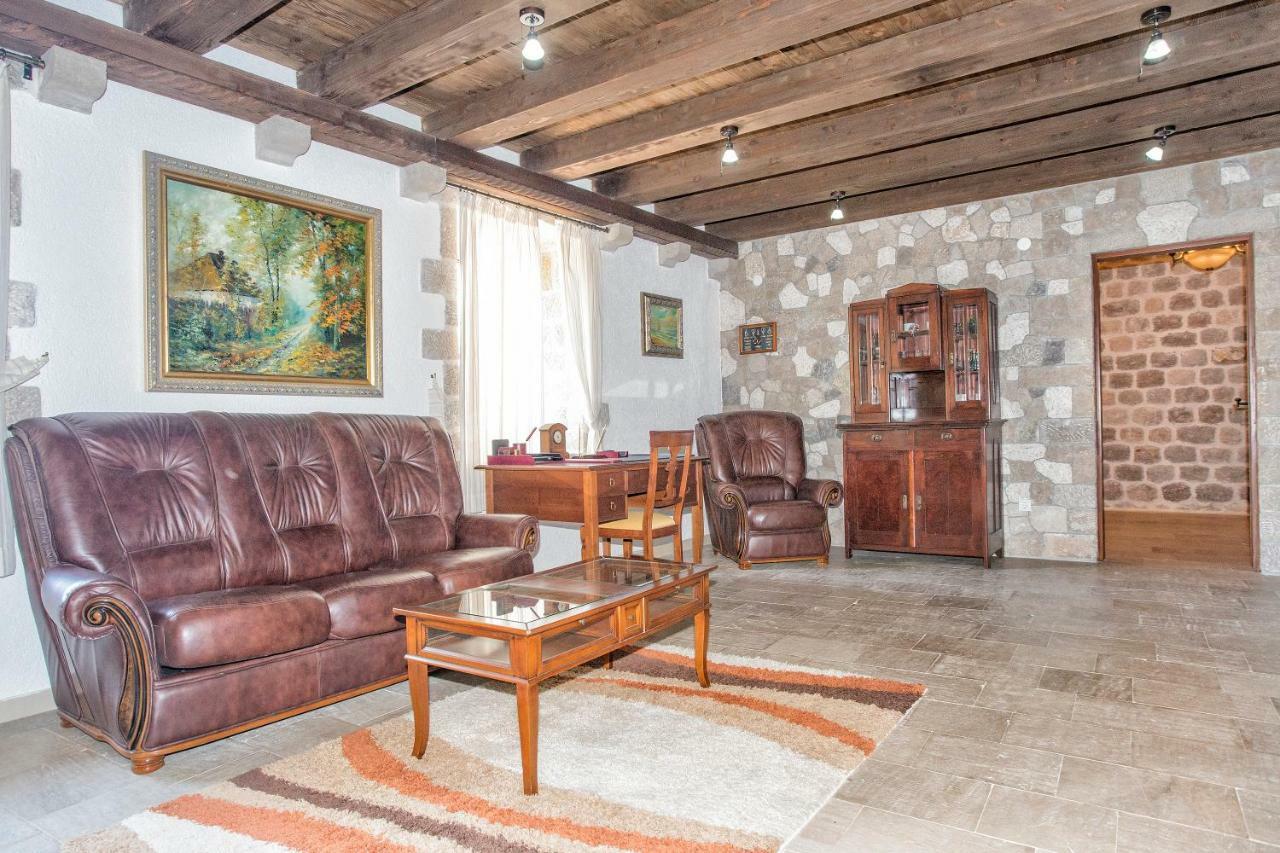 Kapetan Luxury Apartments Herceg Novi Buitenkant foto