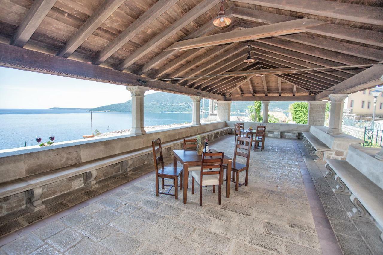 Kapetan Luxury Apartments Herceg Novi Buitenkant foto