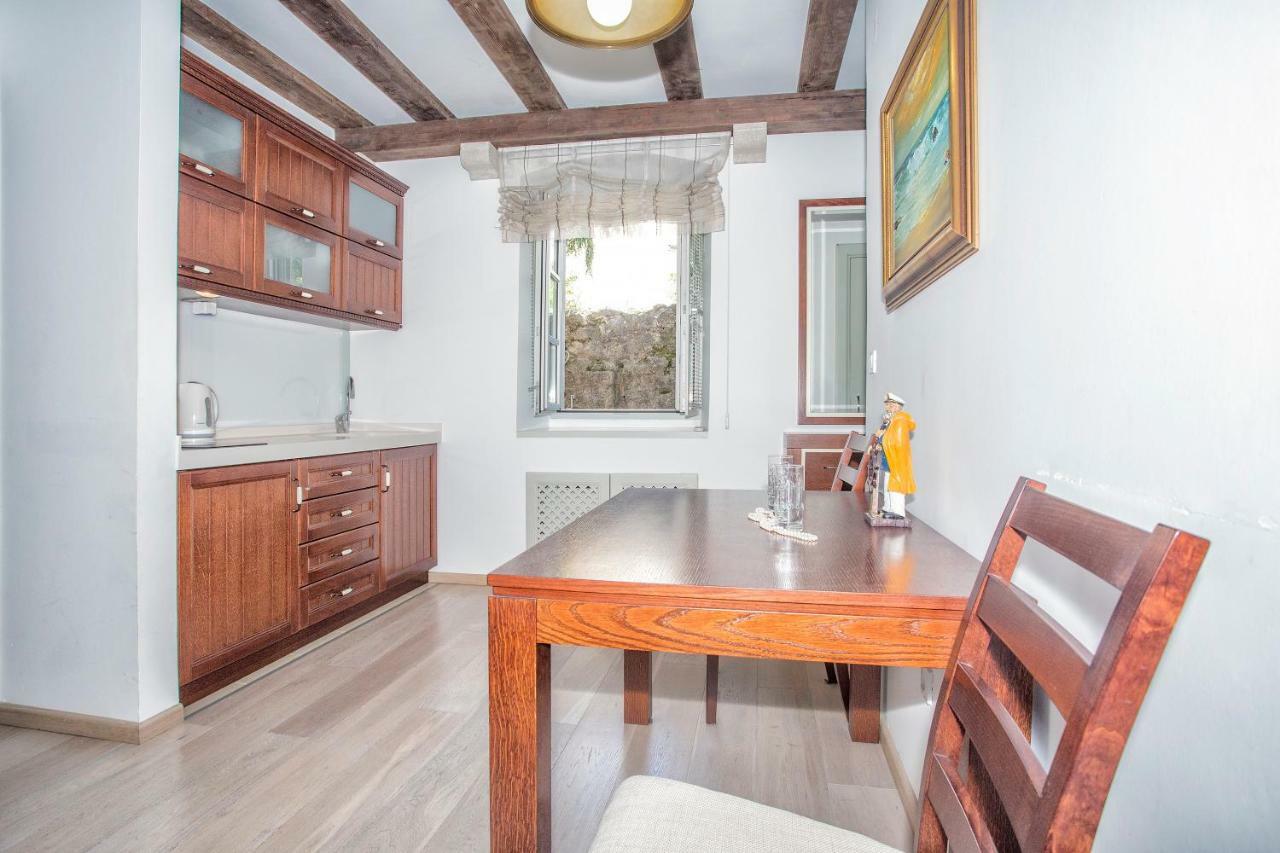 Kapetan Luxury Apartments Herceg Novi Buitenkant foto